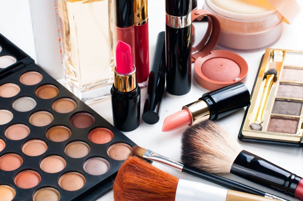 How To Set Up Aa Online Cosmetic Store In Pakistan